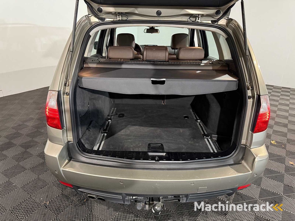 BMW X3 2.5si High Executive, 15-XN-GL