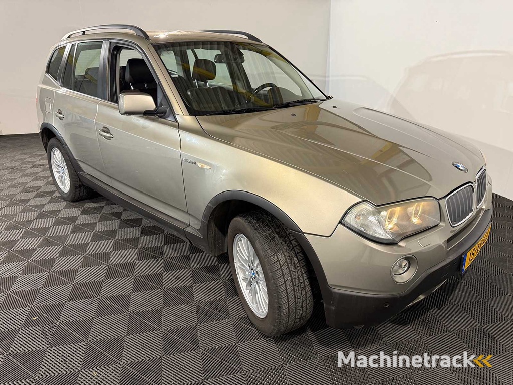 BMW X3 2.5si High Executive, 15-XN-GL