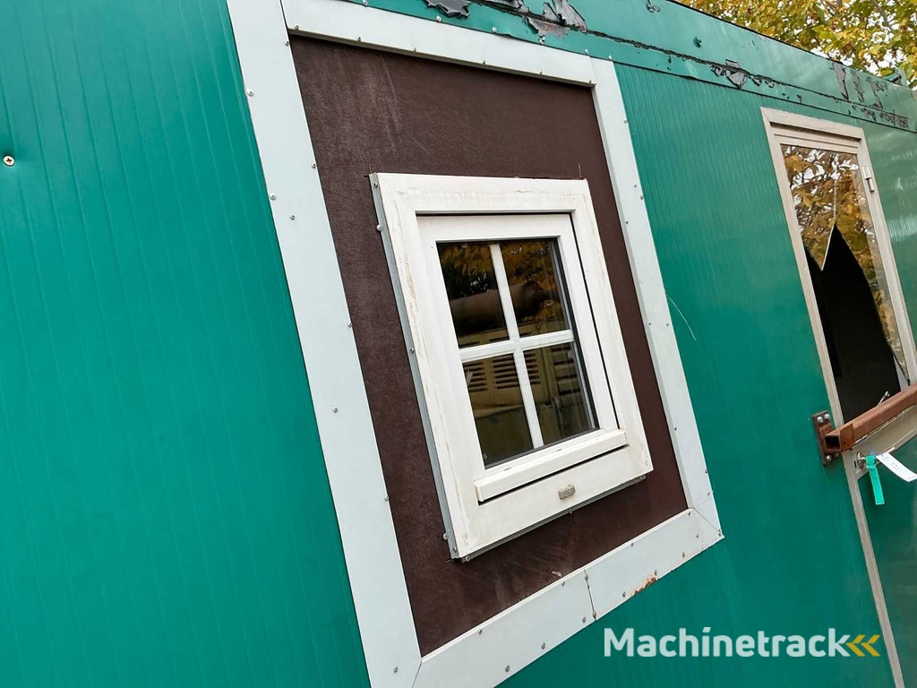 Baustellenhütte auf Klimmzugschlitten