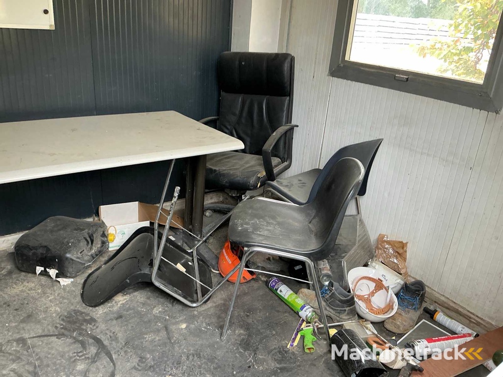 Baustellenhütte auf Klimmzugschlitten