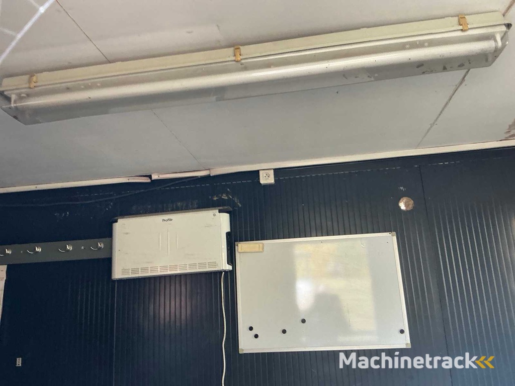 Baustellenhütte auf Klimmzugschlitten