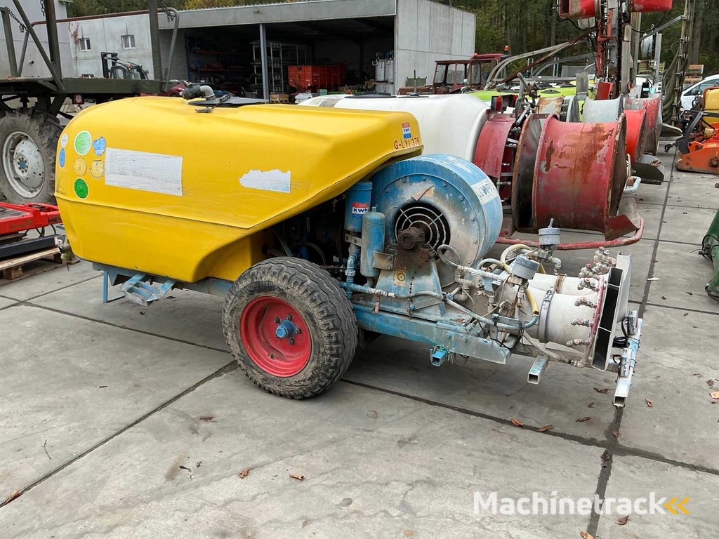 KWH Kombi V1500 Anhängespritze