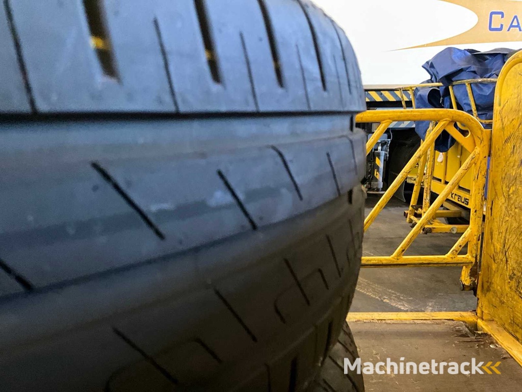 Goodyear Efficient Grip 195/55R16 Car Tyre Year 2025 (24x)