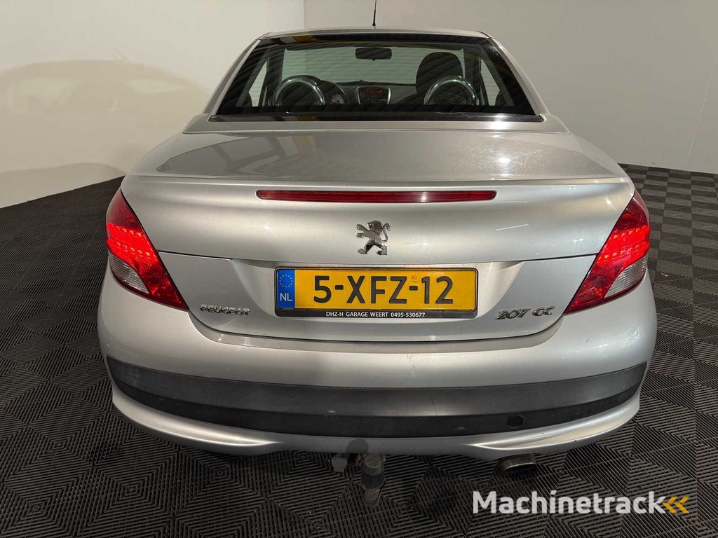 Peugeot 207 CC 1.6 VTi Schwarz &amp; Blanc, 5-XFZ-12