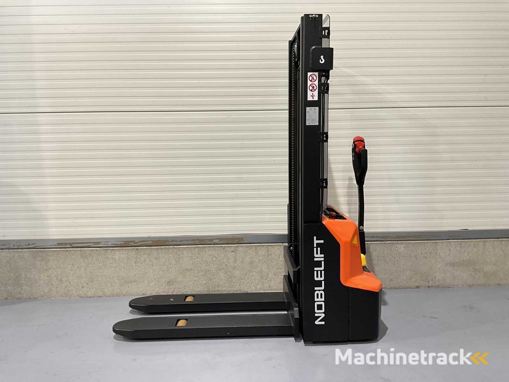 2025 Noblelift 2.9 meter Stacker