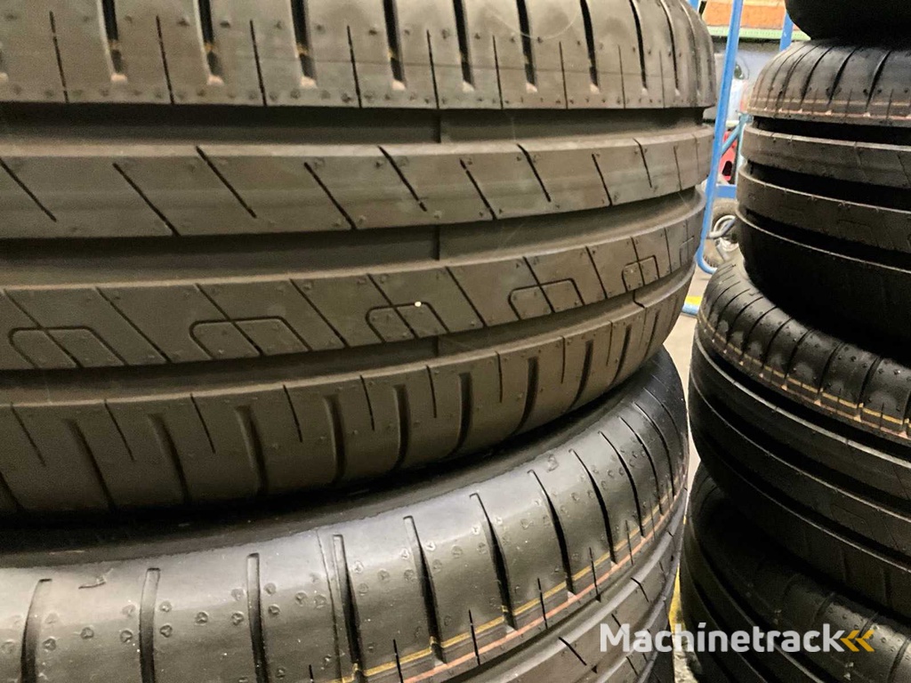 Goodyear Efficient Grip 195/55R16 91V Autoreifen (8x)