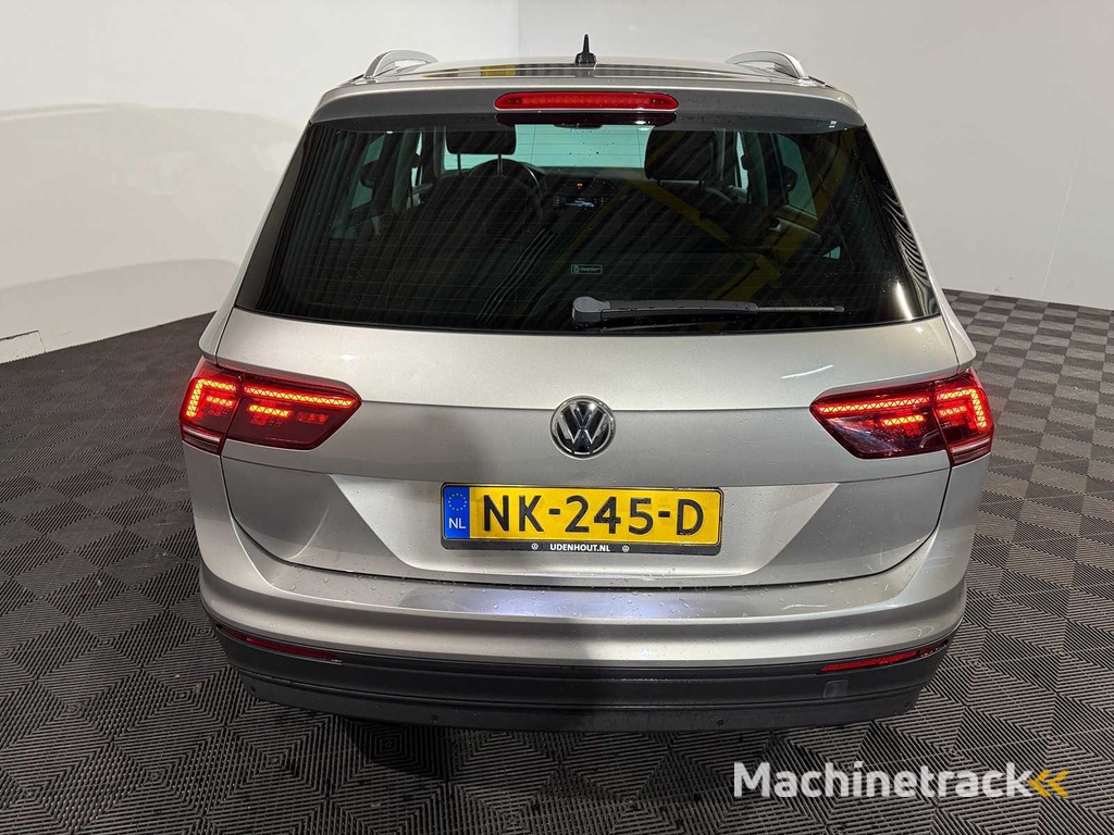 Volkswagen Tiguan 1.4 TSI Con. Serie, NK-245-D
