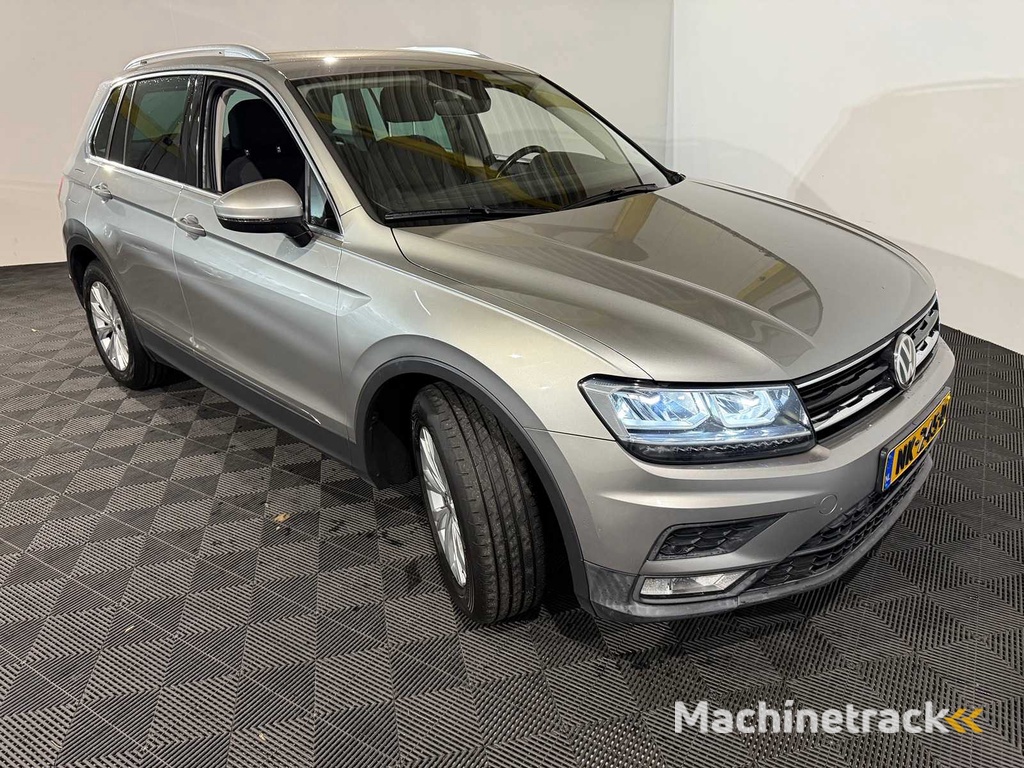 Volkswagen Tiguan 1.4 TSI Con. Serie, NK-245-D