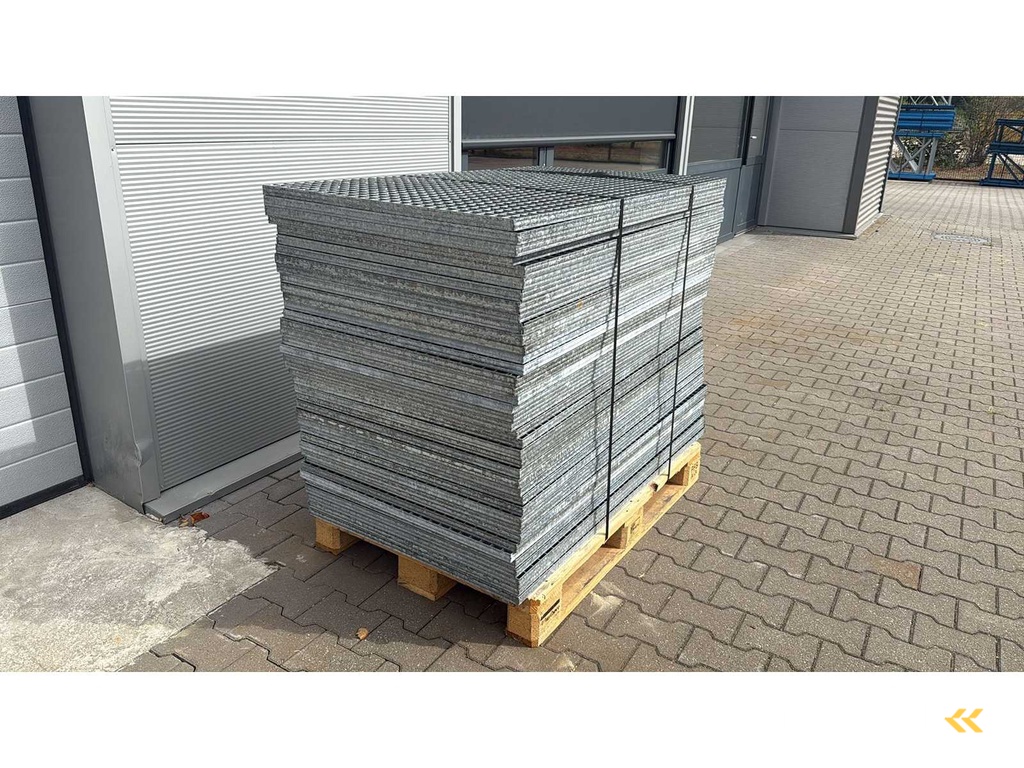 Steel slatted floor 1340x740mm (190x)