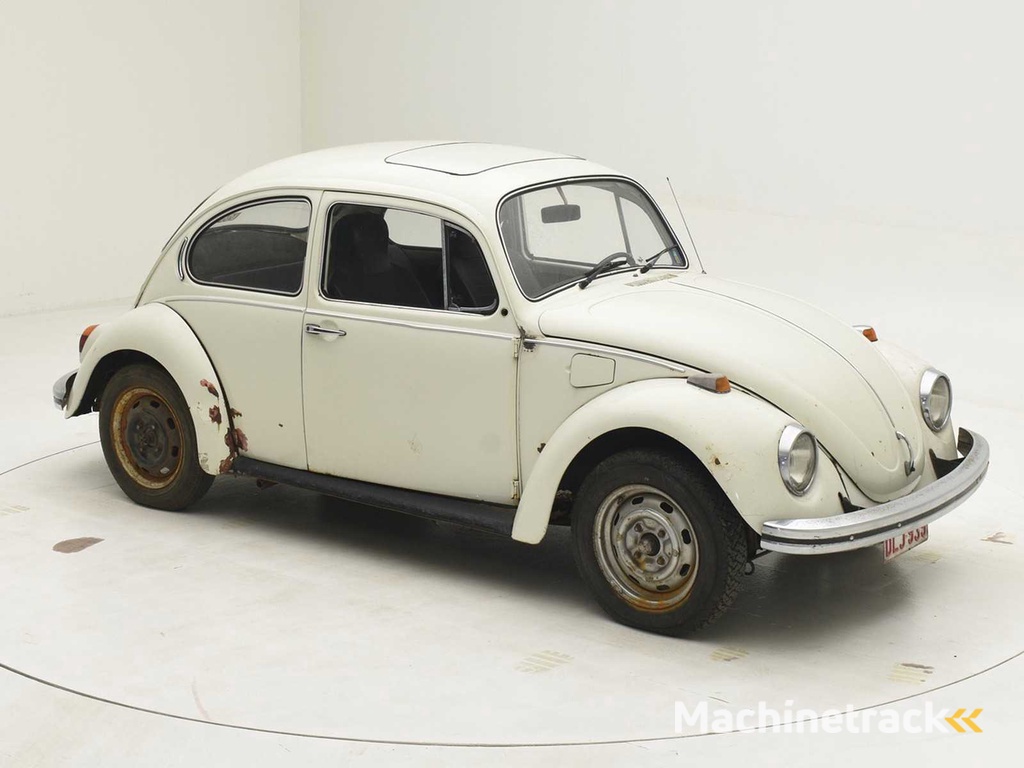 VOLKSWAGEN BEETLE 1300