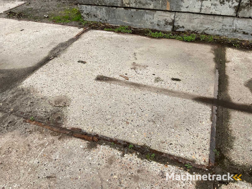 Stelcon Betonplatte (16x)