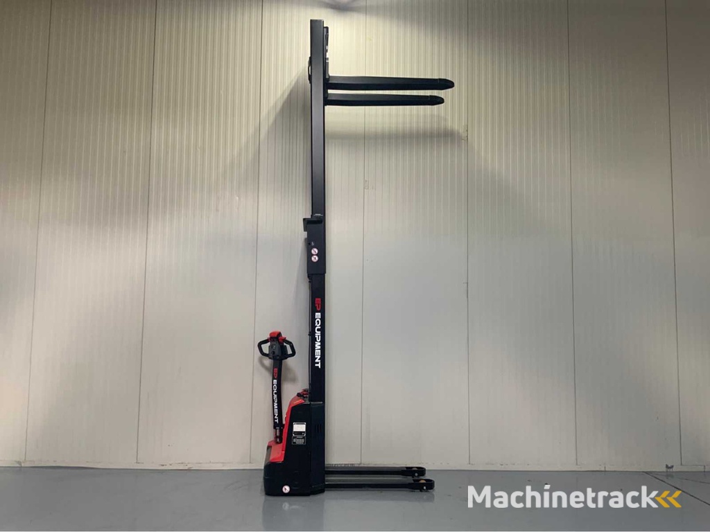 EP - EST 3,6 Meter - Stapler, Innenlader