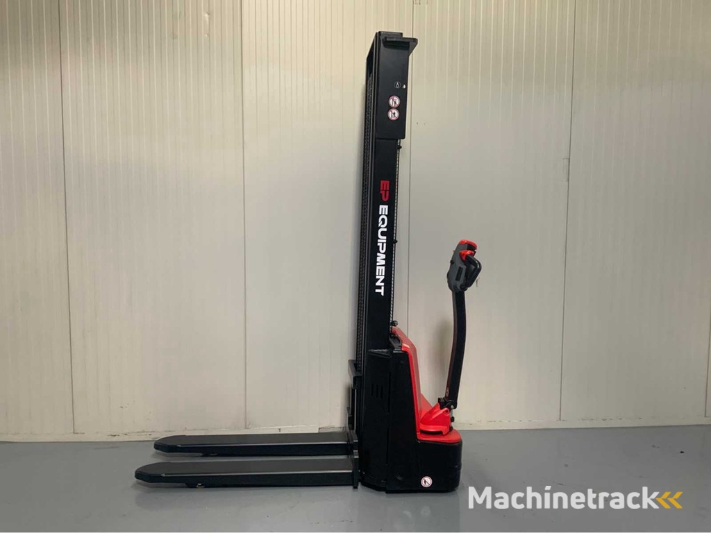 EP - EST 3,6 Meter - Stapler, Innenlader