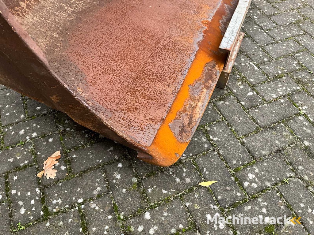 Saes 1900mm Kippschaufel CW30