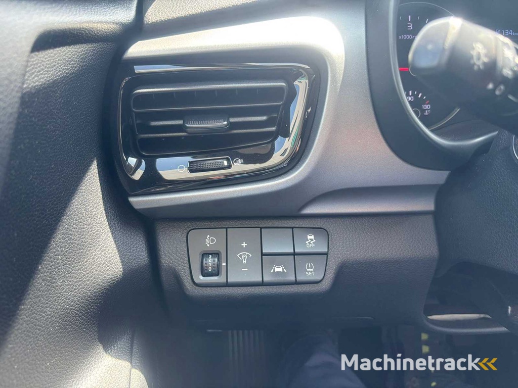 Kia - 2020 - Stonic - 1.6 CRDi DynPl.Line - Personenauto