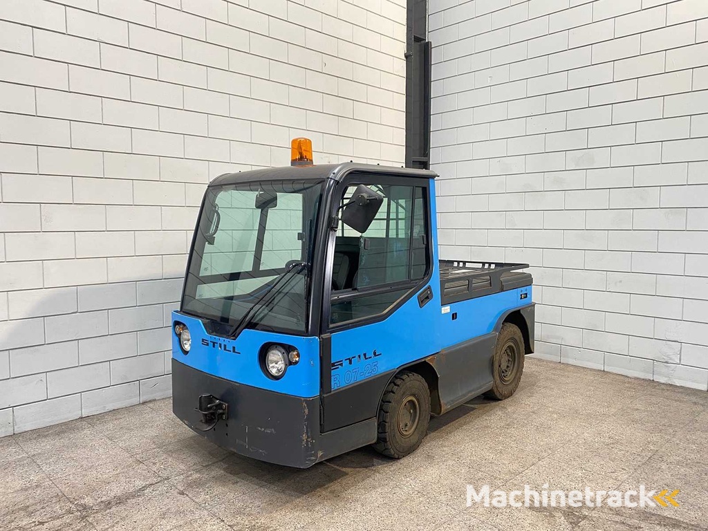 Still - 2009 - R07-25 - Industrietraktor