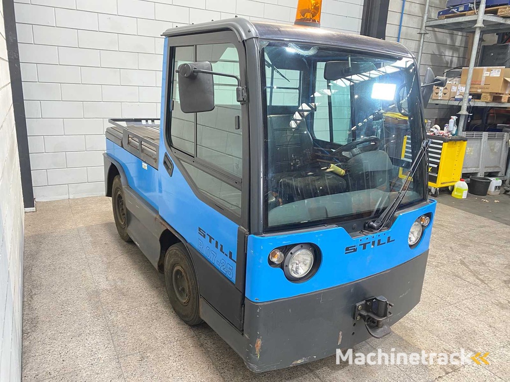 Still - 2009 - R07-25 - Industrietraktor