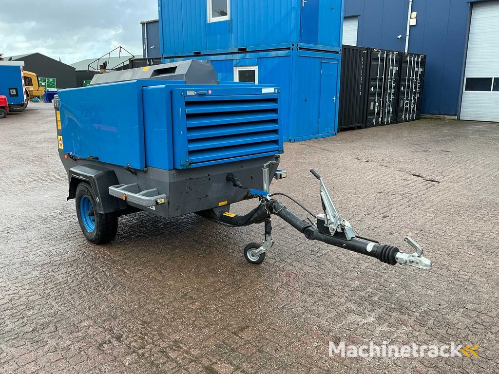 Atlas Copco XAHS186DD Mobiele compressor