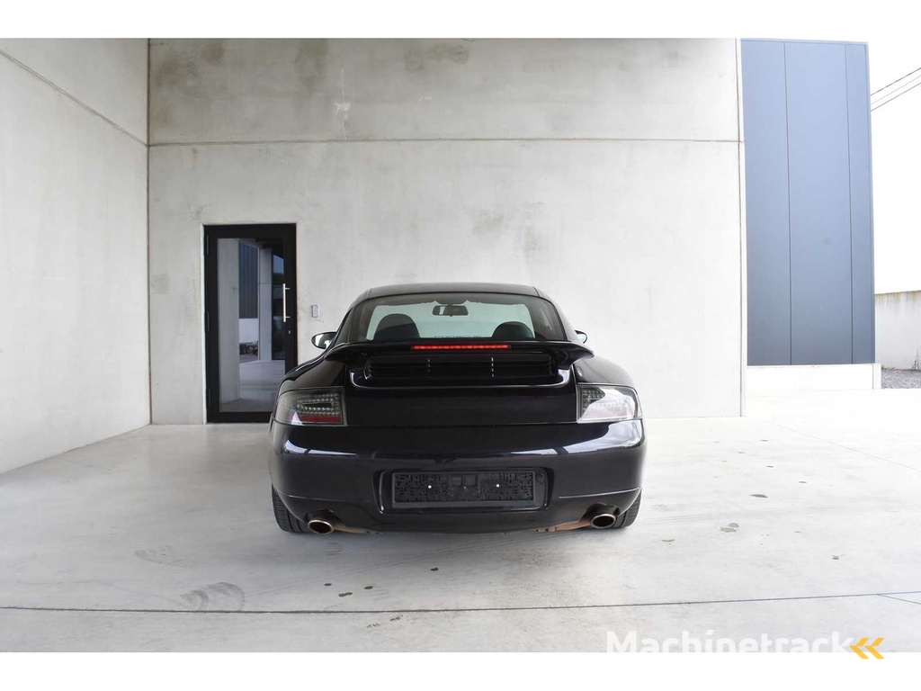 PORSCHE 911-996 CARRERA