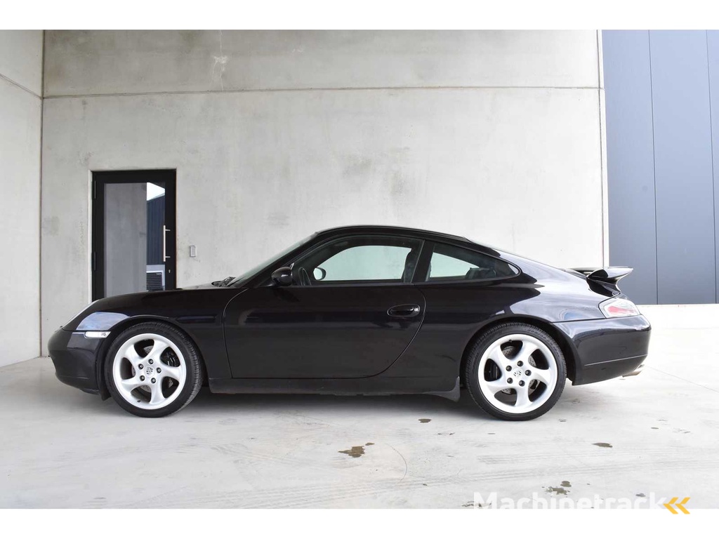 PORSCHE 911-996 CARRERA