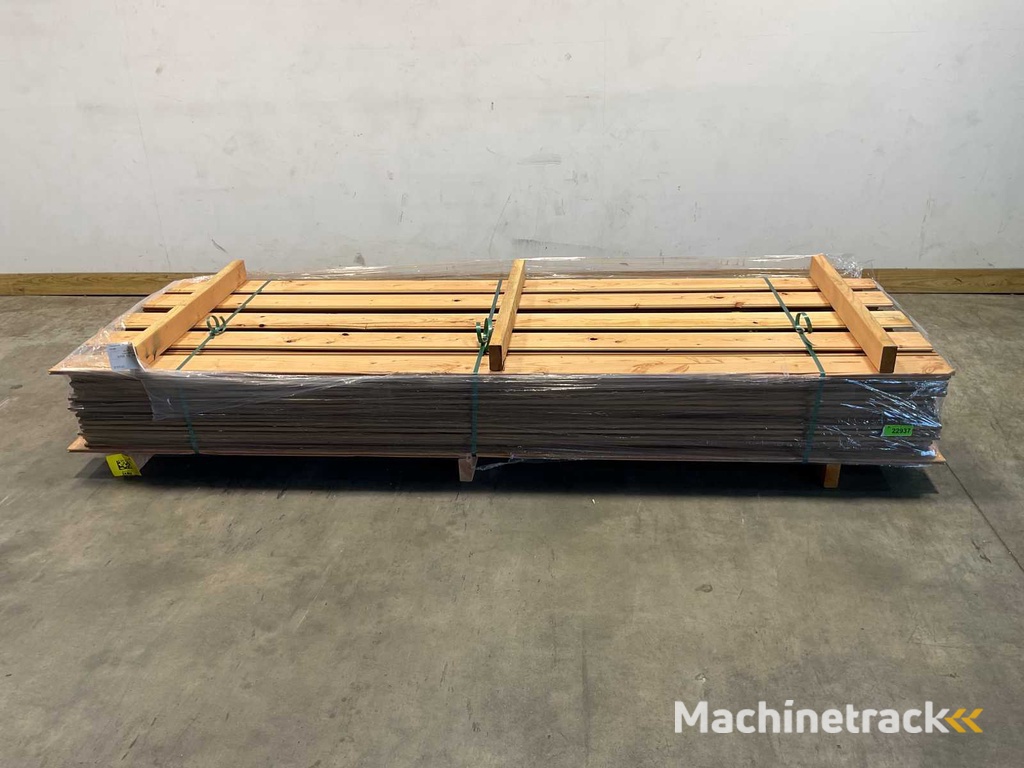 ThermoWood Ayous Rib5 Verkleidung 300x13,8x2,1 cm (50x)