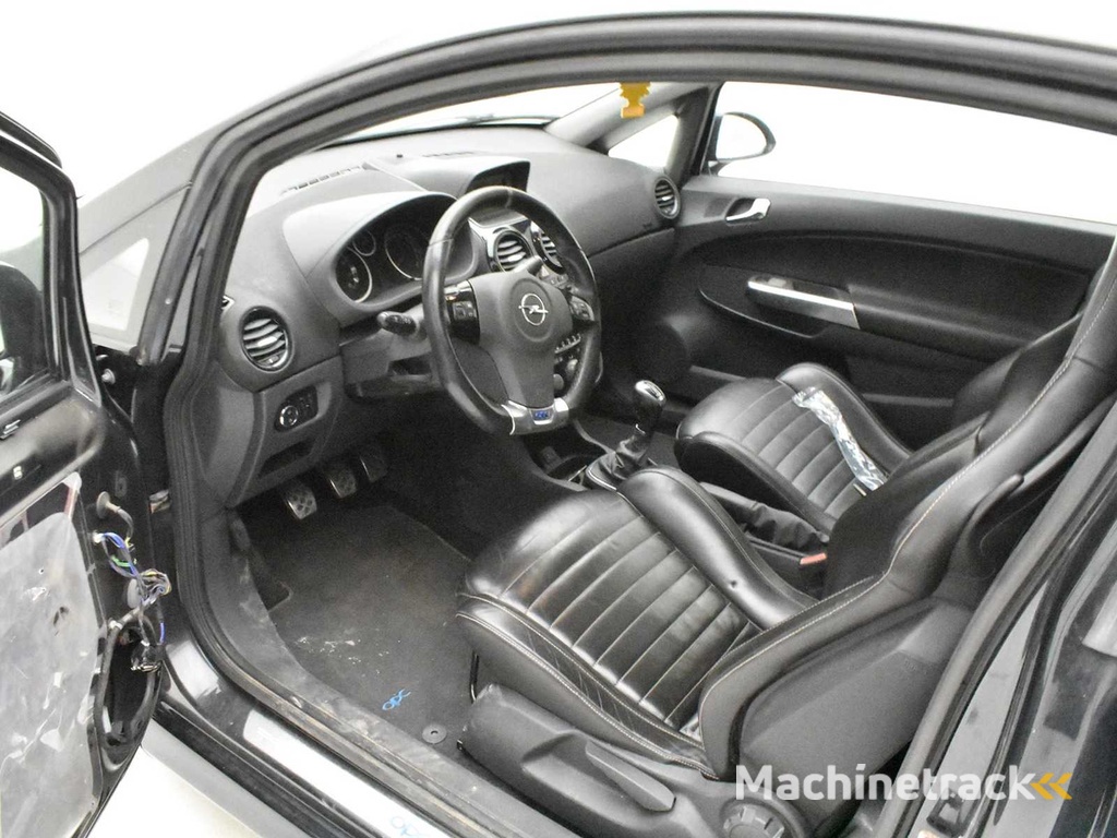 OPEL CORSA OPC