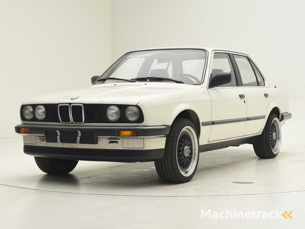 BMW 316 E30