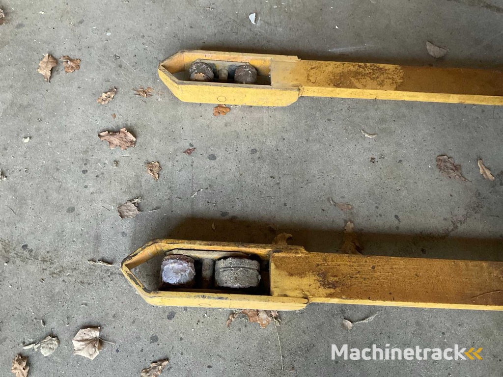 1979 Baka EGV79-605 Stapler