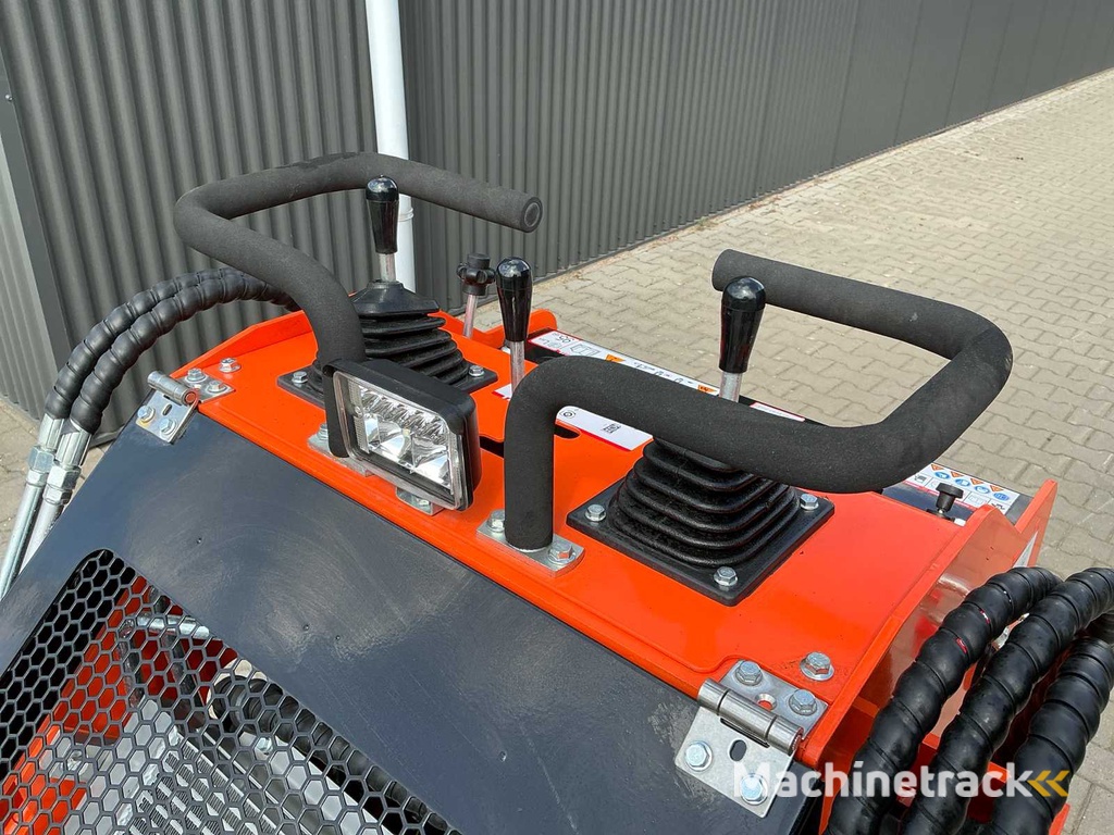 EGN EG36C Minilader / Kompaktlader auf Raupen