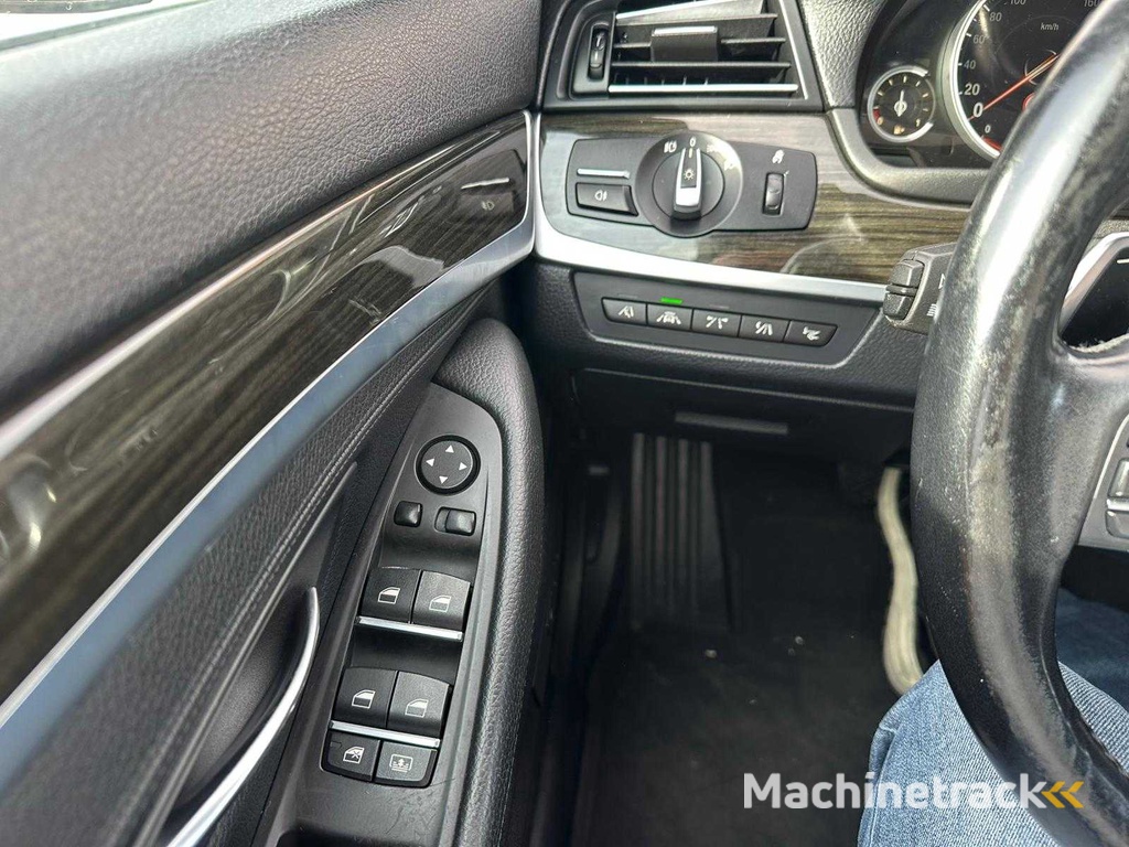 BMW - 2014 - 5-Serie - Automatik - 528i High Executive - PKW