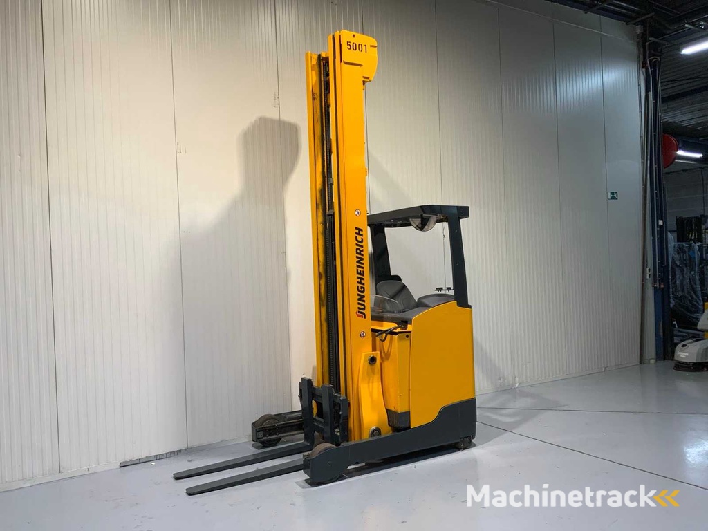 Jungheinrich ETV 216 Reach truck