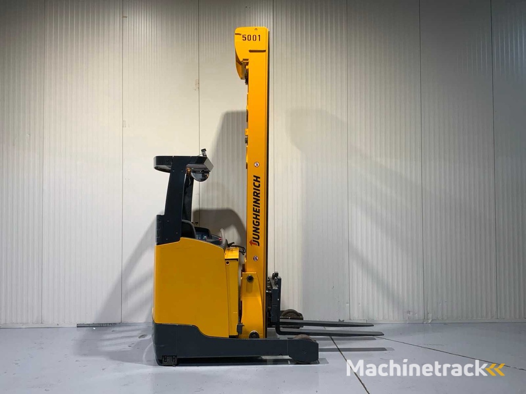 Jungheinrich ETV 216 Reach truck