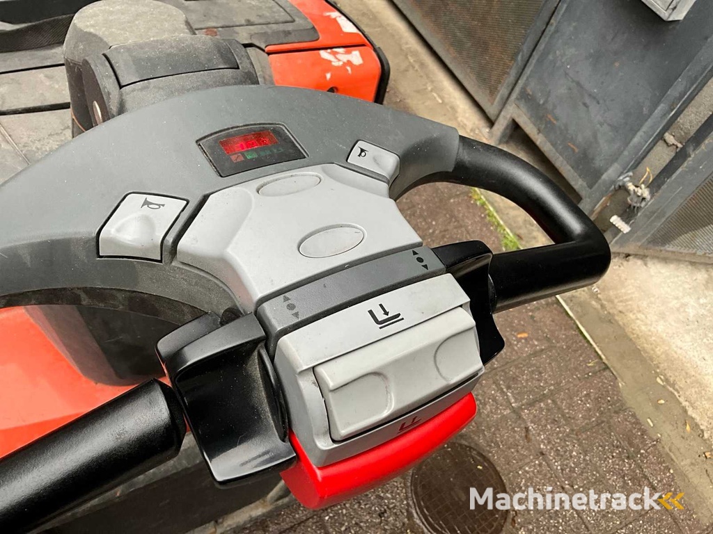 2014 BT SWE120 Stapler