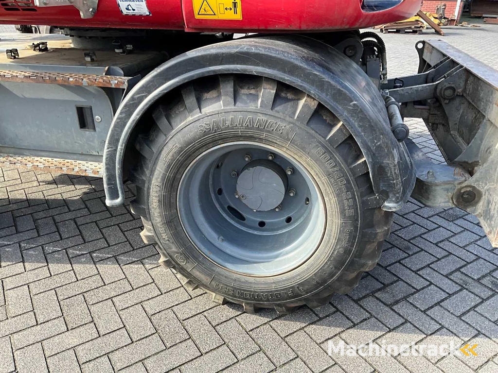 2015 Takeuchi TB295W Mobilbagger