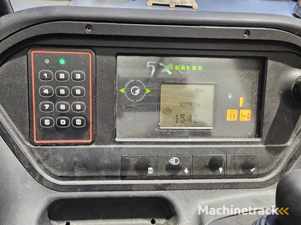 Linde - R16 - Reach truck