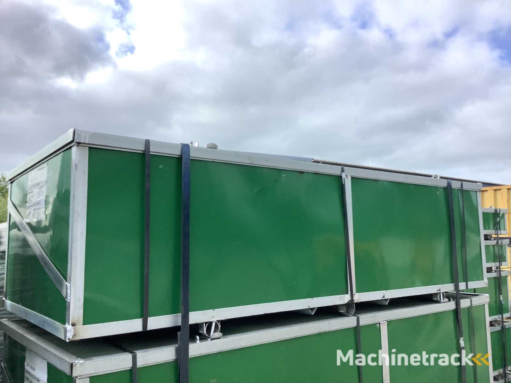 Field Garagetent / opslagshelter 9,76x6,10x4,88 meter / 20-32-16