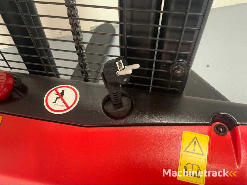 EP - EST 3,3 meter Stapelaar