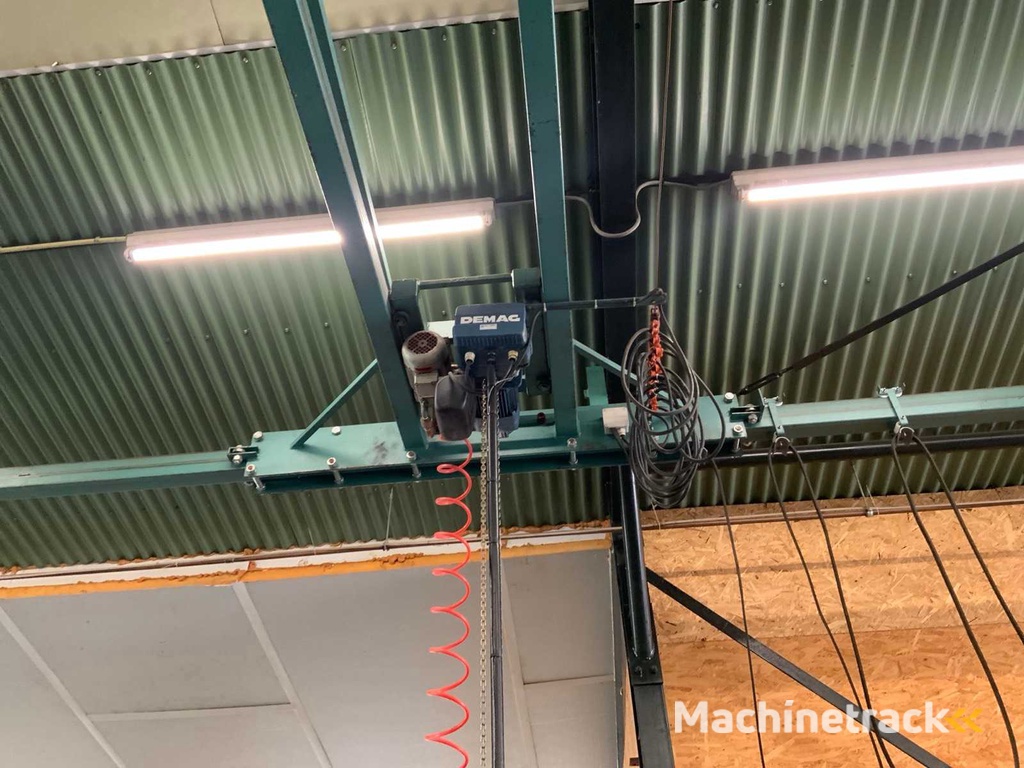 Muyen Bovenloophalkraan