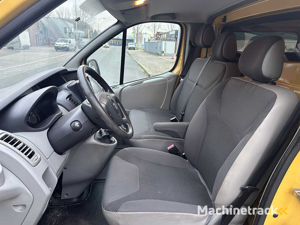 Opel - 2011 - Vivaro - 2.0 CDTI L1H1 DC Sel - Passenger car