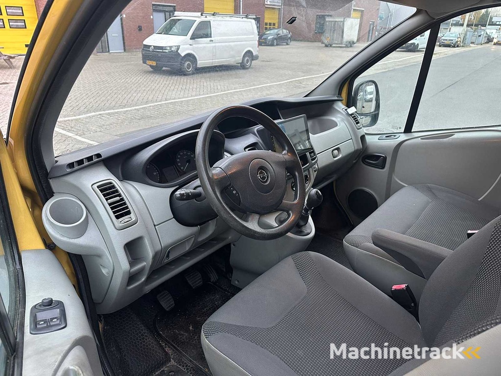 Opel - 2011 - Vivaro - 2.0 CDTI L1H1 DC Sel - Passenger car