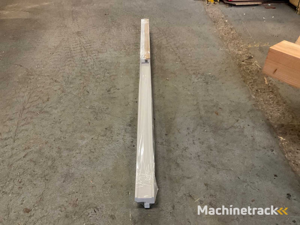 Kozijnset “Meranti” (43x)