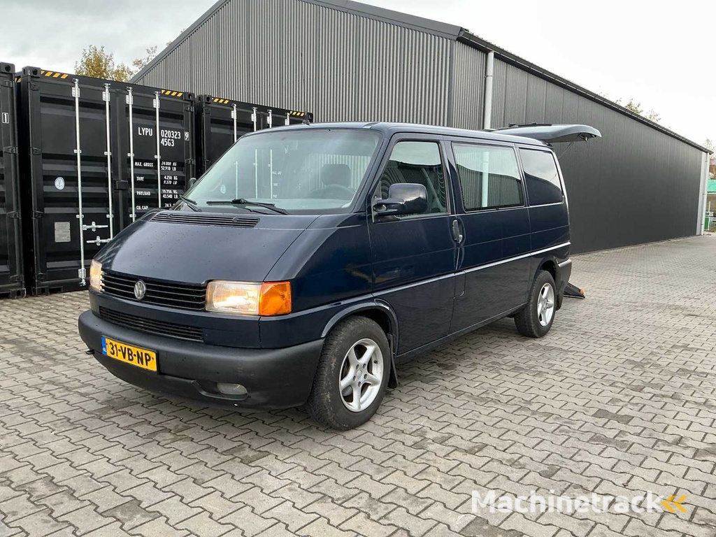 Volkswagen Transporter T4 2.4D 5 cylinder Commercial vehicle with ramp/loading platform