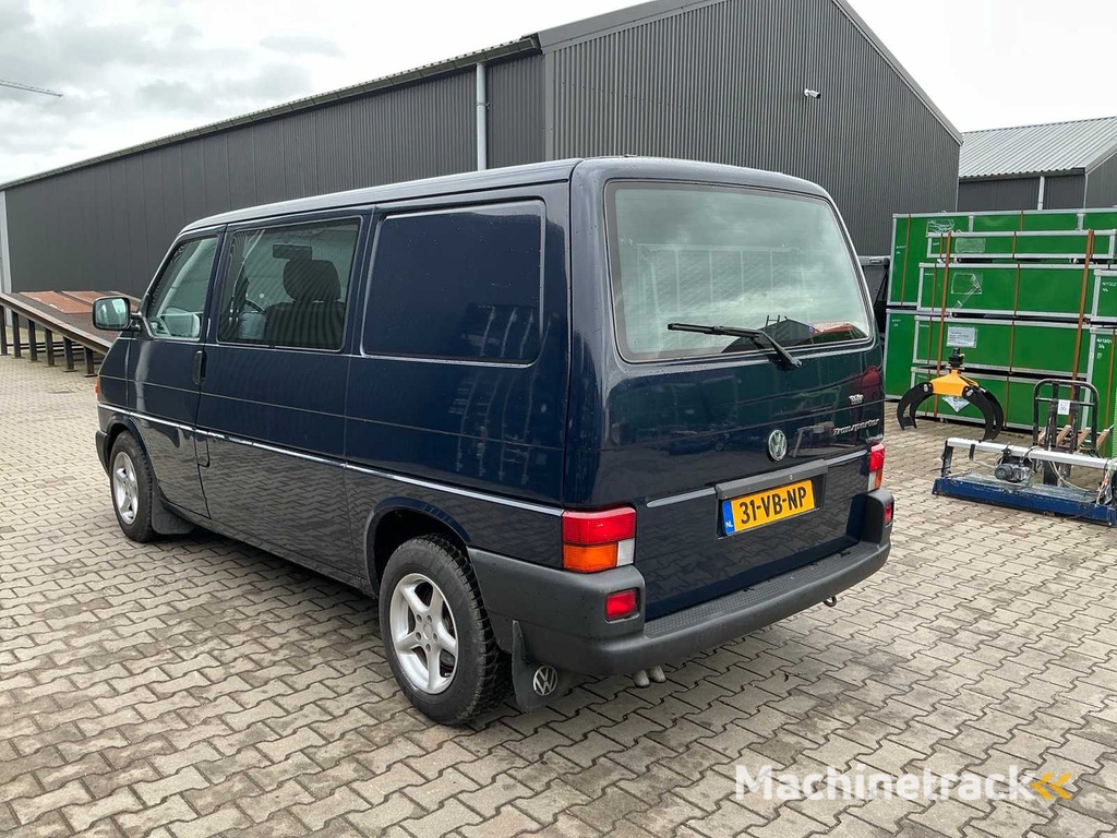 Volkswagen Transporter T4 2.4D 5 cylinder Commercial vehicle with ramp/loading platform
