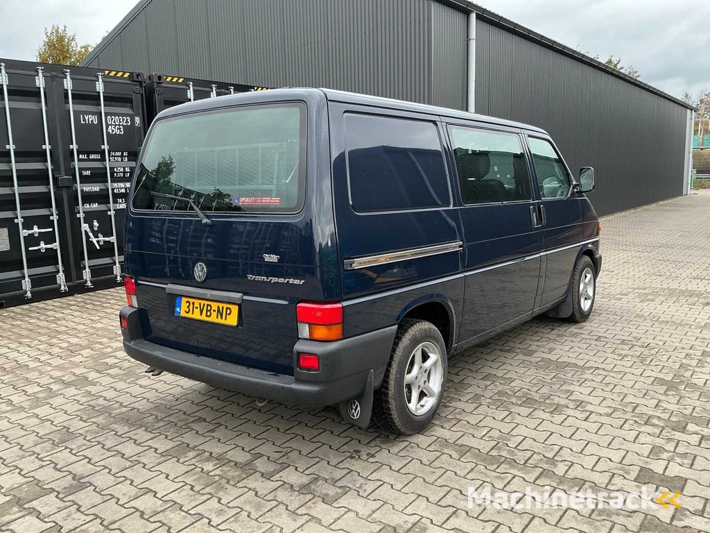 Volkswagen Transporter T4 2.4D 5 cylinder Commercial vehicle with ramp/loading platform
