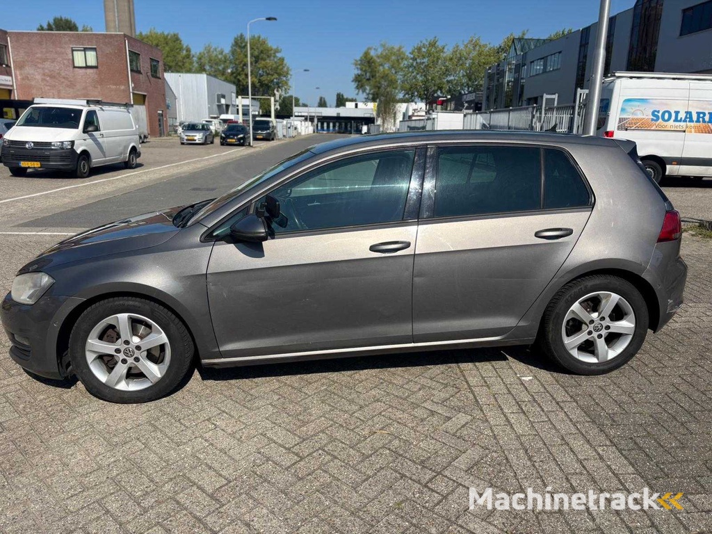 Volkswagen - 2013 - Golf - 1.6 TDI Highl. BlM. - Passenger car