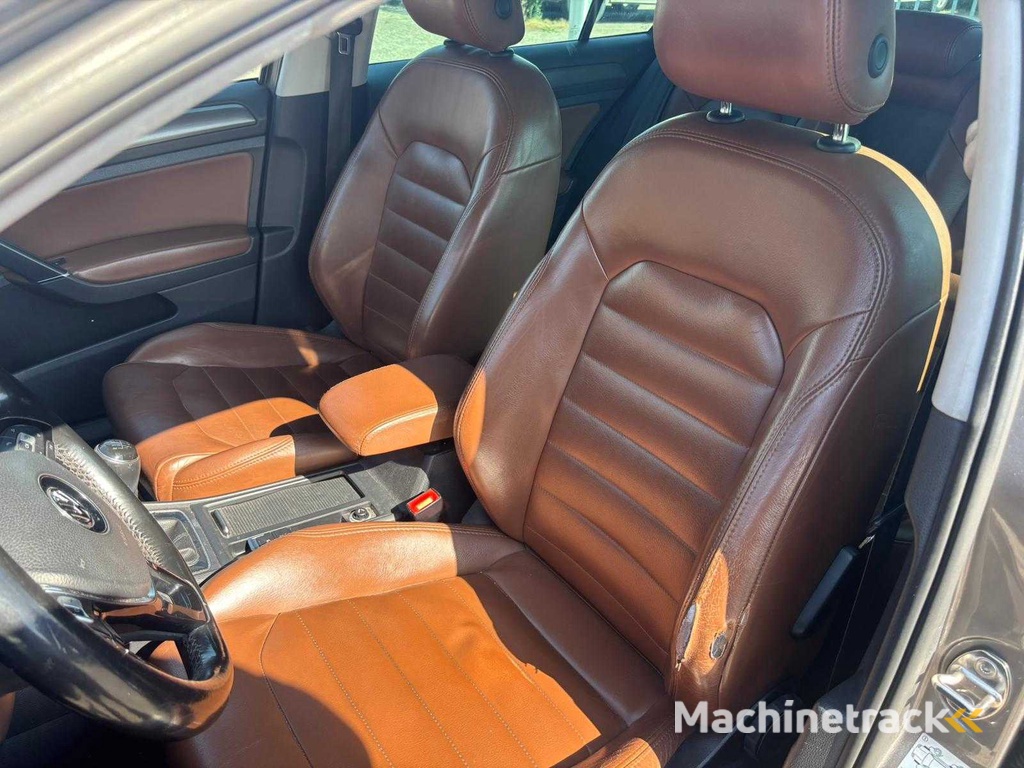 Volkswagen - 2013 - Golf - 1.6 TDI Highl. BlM. - Passenger car