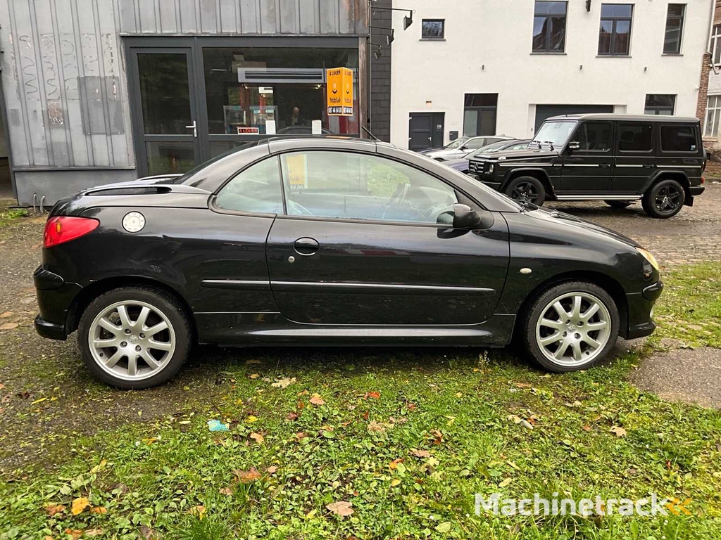 Peugeot 206CC Passenger car