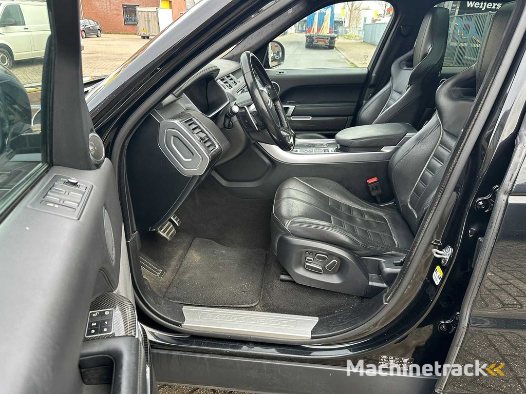 Land Rover - 2015 - Range Rover Sport - 5.0 V8 SC. SVR 550PK Automaat - Personenauto