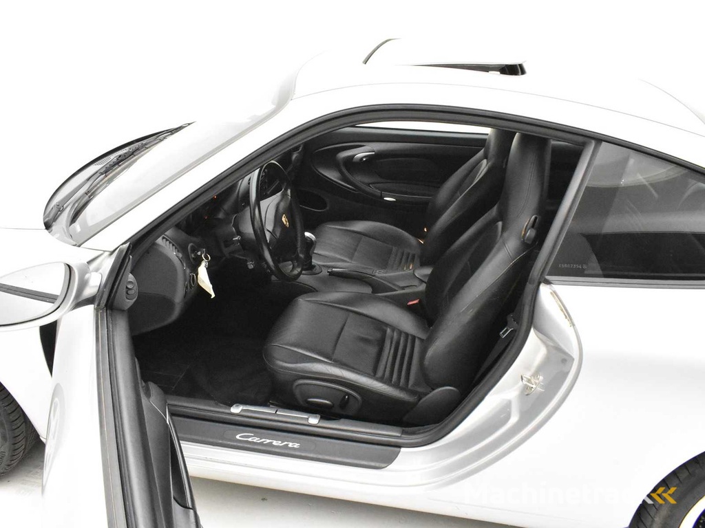 PORSCHE 911-996 CARRERA