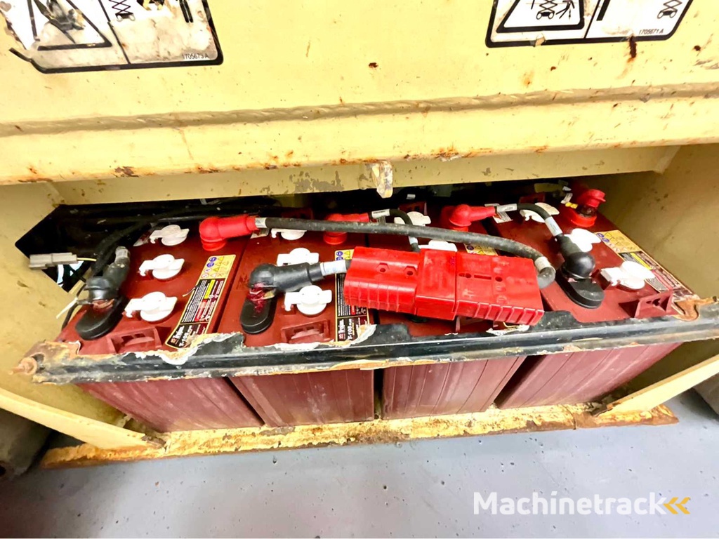 JLG -6RS - Hoogwerker, 2015, 7.8M, 279 uur, schaarlift